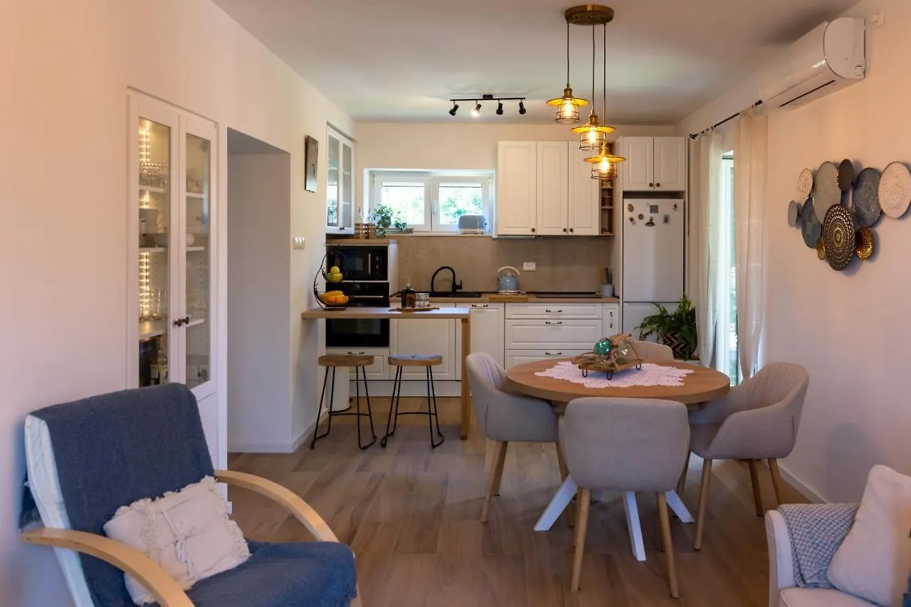 Castella Modern Apartment Kastela 0*,  Croatia