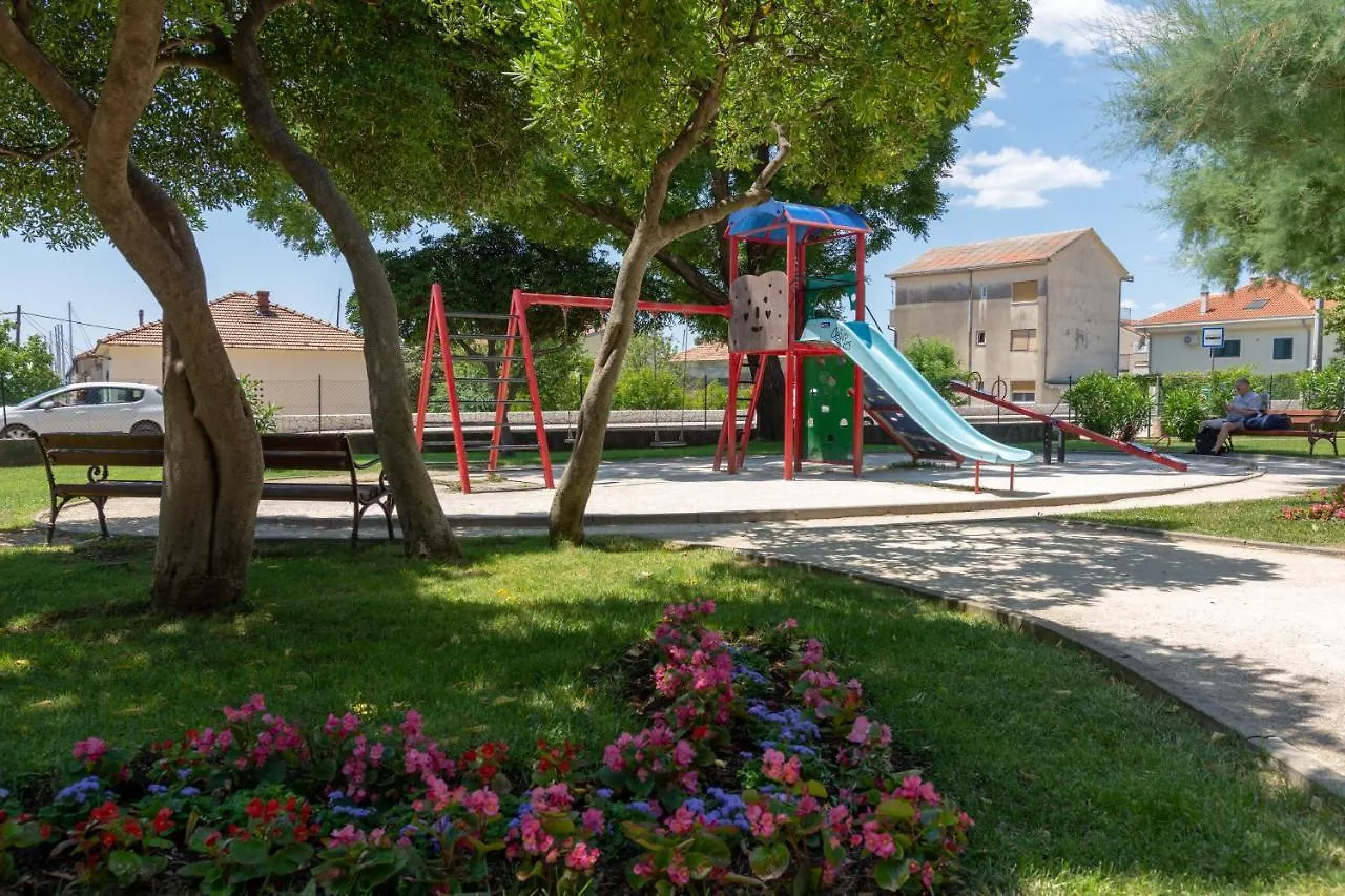 Castella Modern Apartment Kaštela